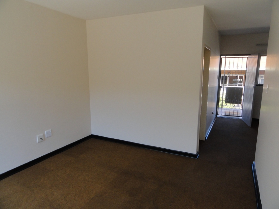 2 Bedroom Property for Sale in Baillie Park North West